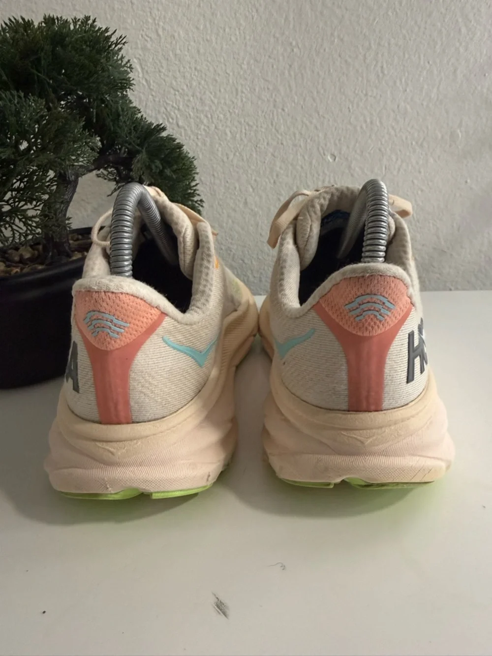 Hoka Clifton 9 Women's Beige Cream Athletic Running Shoes with Yellow - Picture 5 of 6